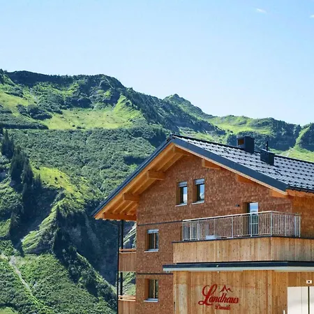 Landhaus Damuels 아파트 *